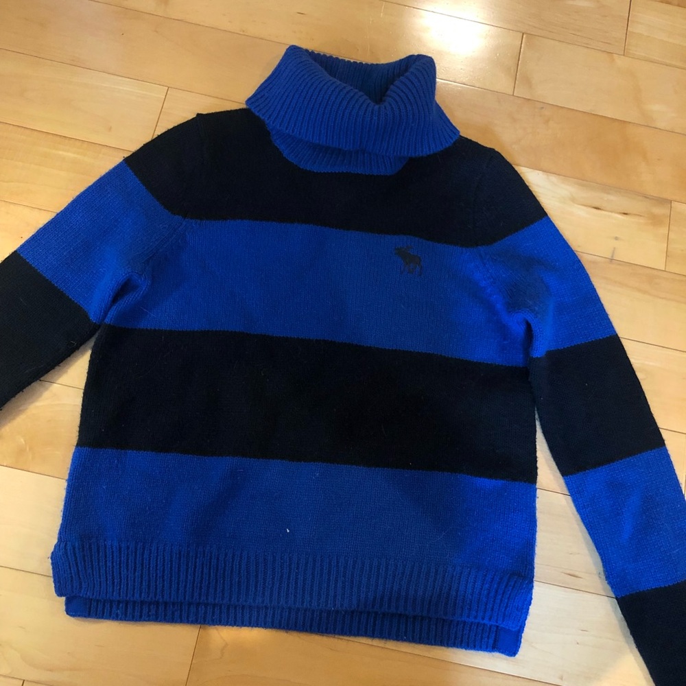 black and blue stripe sweater